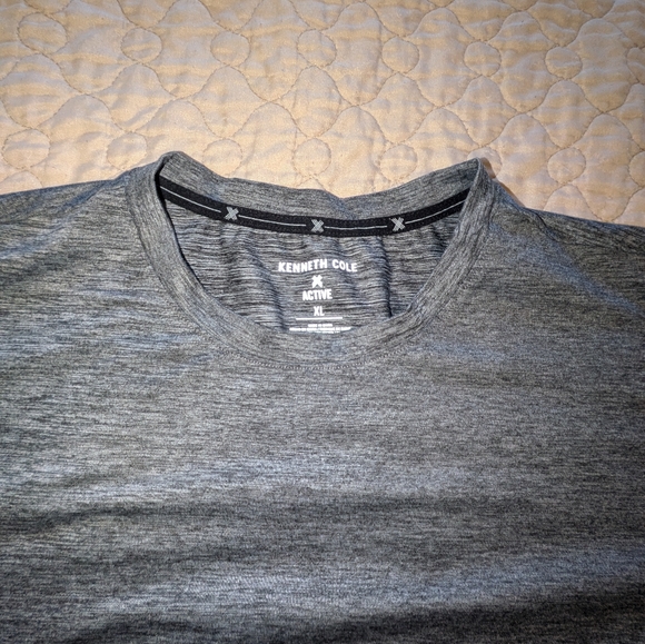 Kenneth Cole active XL men's shirt - Picture 2 of 2